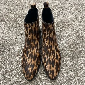 Vince Camuto Haventa3 Spotted Animal Print Cow Hair Fur Chelsea Ankle Boot 9